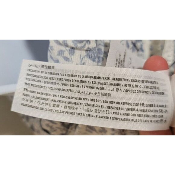 Hollister Womens sz XS romper shorts floral white embroidery stretch 3/4 sleeve - Picture 5 of 16